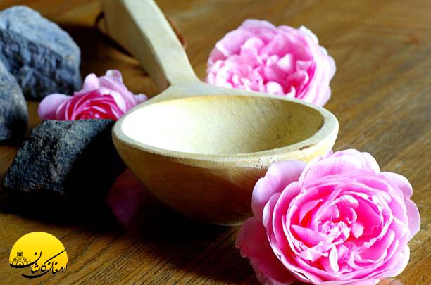 خواص گلاب برای پوست